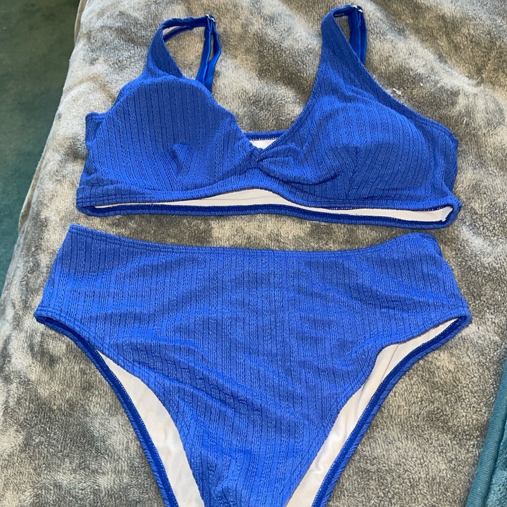 High waisted never worn bikini!
